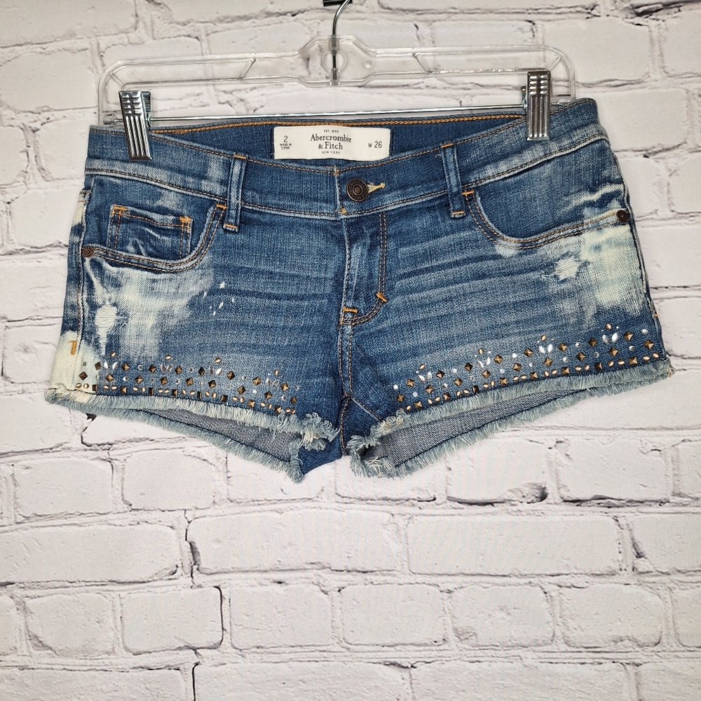 Abercrombie & Fitch Shortie Micro Bleached Studs Frayed Hem Denim Short Sz 26